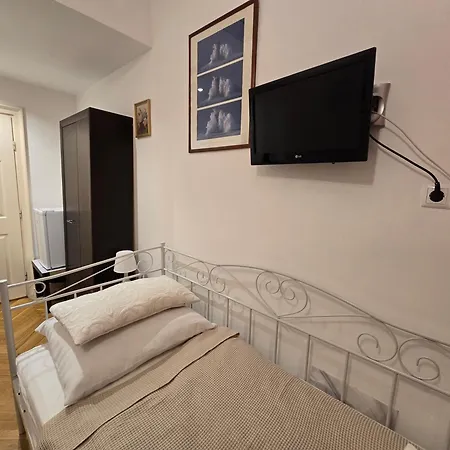 Budapest Bed&Breakfast-2