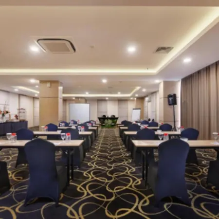 Quest Hotel Darmo - Surabaya By Aston-3