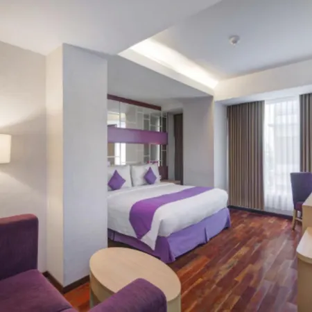 Quest Hotel Darmo - Surabaya By Aston-3