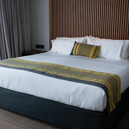 Hotel Block Suites-2
