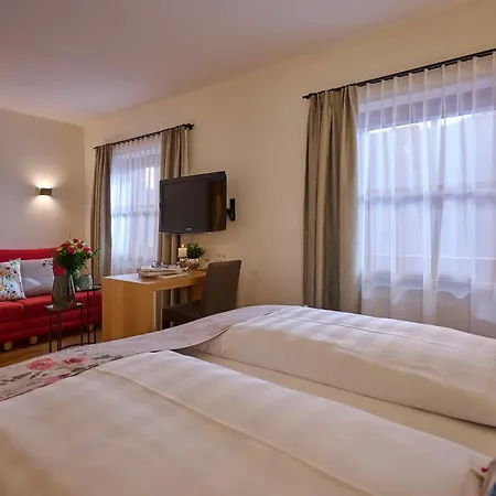 Hotel Garni Schneider-2