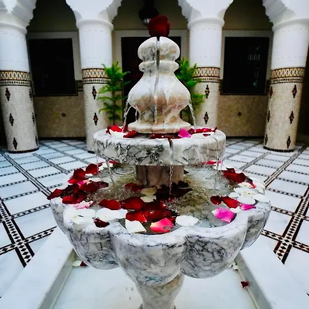 Riad Hotel Cecil-3