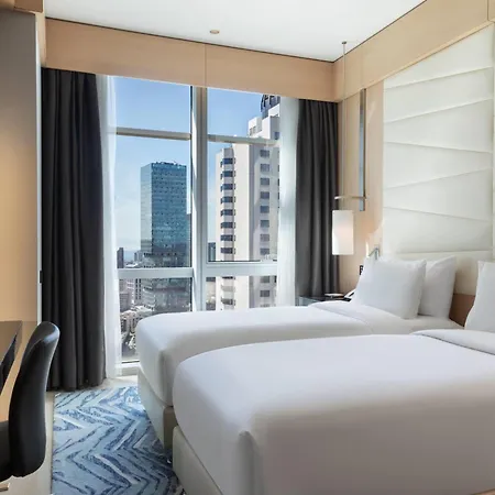 Wyndham Grand Istanbul Levent Hotel & Conference Center-3
