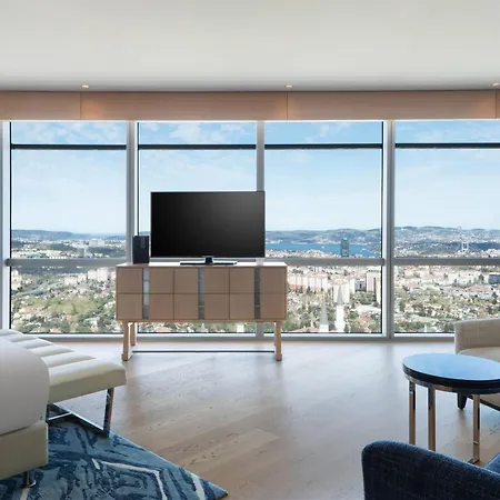 Wyndham Grand Istanbul Levent Hotel & Conference Center-3