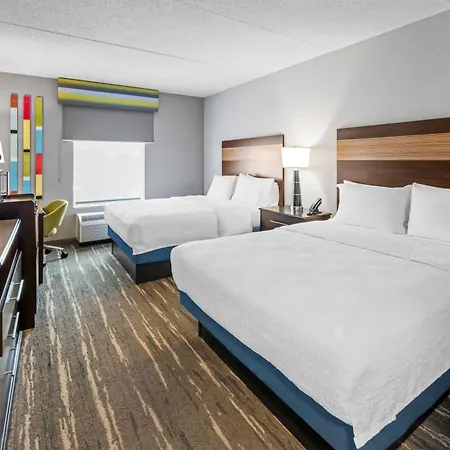 Hampton Inn And Suites Camp Springs-2