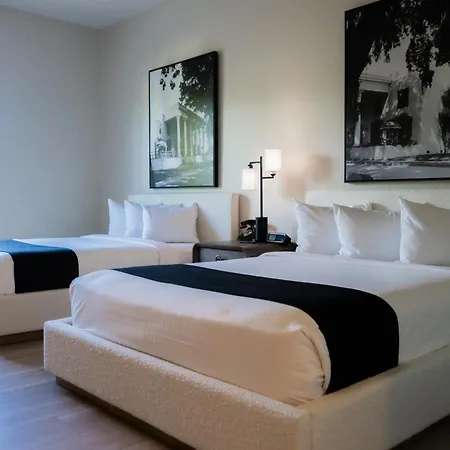 White House Hotel-2