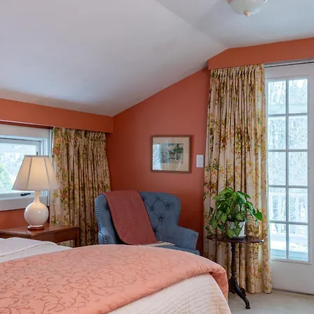 Deerhill Inn-3
