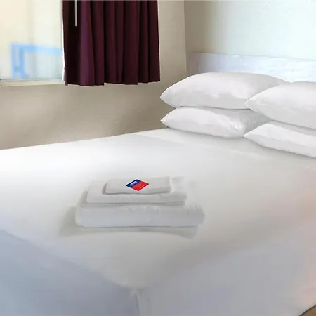 Americas Best Value Inn & Suites Corpus Christi-2