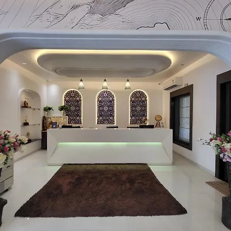 Jhansi Hotel-2