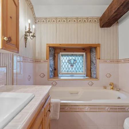 Noble Suites-2