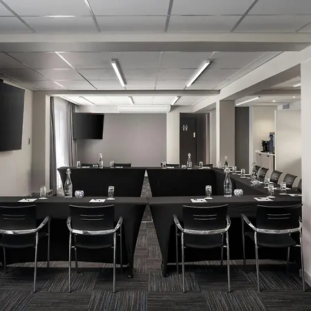 Protea Hotel By Marriott Cape Town Mowbray-3