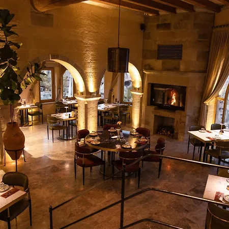 Millstone Cave Suites Hotel-3