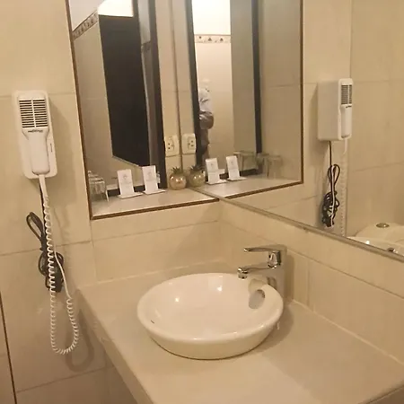 Colonial Plaza Hotel-3
