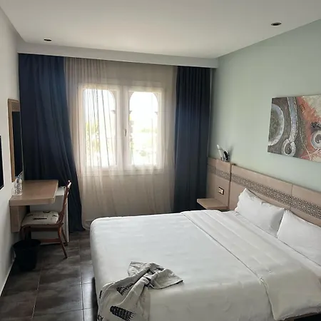 Hotel A44-2