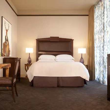The Ashton Hotel-2
