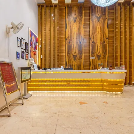 Aman Continental With Restaurant - 5Mins From Connaught Place ,Railway Station & Metro-2