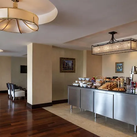 Kempinski Hotel Gold Coast City-3