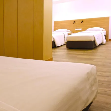 Crystal Crown Hotel Harbour View, Port Klang-2
