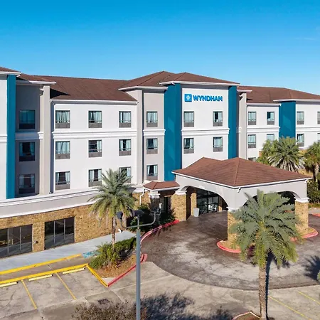 Wyndham Lake Charles-2