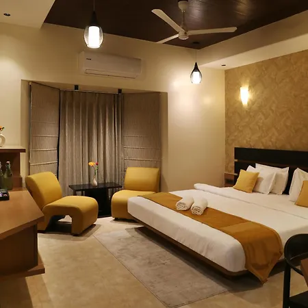 Hotel The Leaf-2