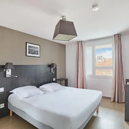 Appart'Hotel Odalys City - Marseille Le Dome-2