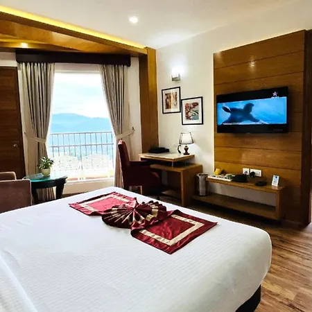 Jk Clarks Exotica - Centrally Located With Stunning Valley View-2