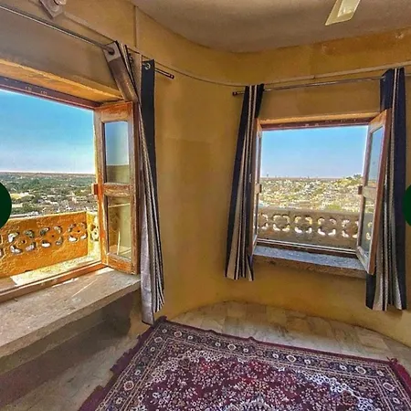 Hotel Desert-3