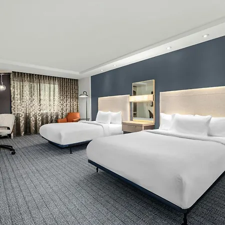 Courtyard By Marriott Oxford-3