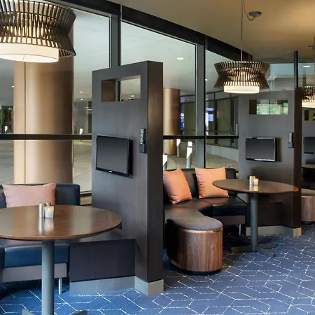 Courtyard By Marriott Redwood City-2