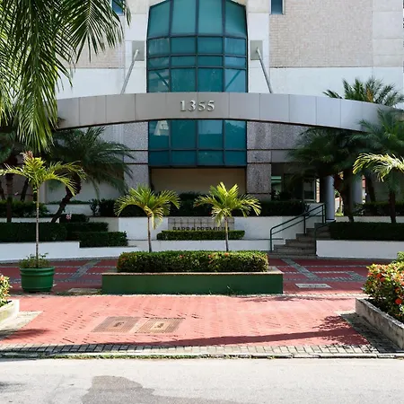 Pineapples Bpremium - Excelentes Suites-3