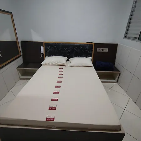 Hotel Flert Santana-2