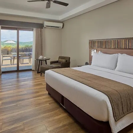Two Seasons Coron Bayside Hotel-2