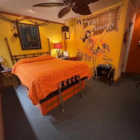 Itty Bitty Inn-2