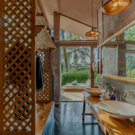 Amora Ubud Boutique Villas-2