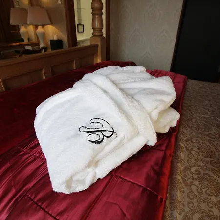 Brooklands 5 Star Guest House-2
