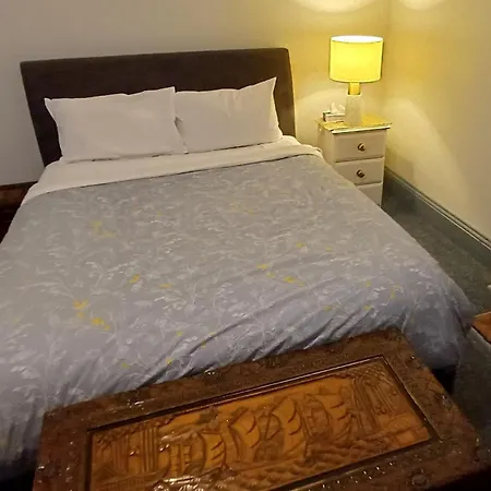 Bristol Hill Motor Inn-2