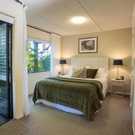 Emerald Inn On Takapuna Beach-3