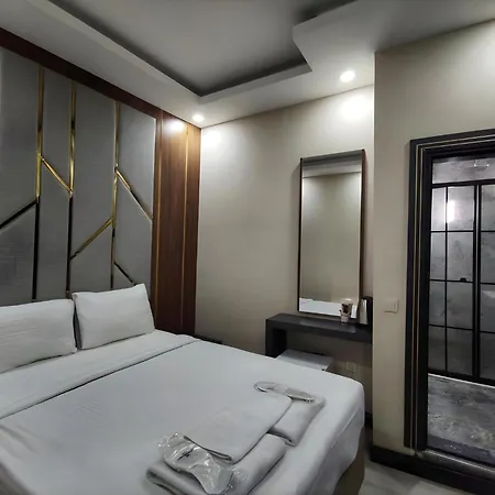 The Golden Pera'S Hotel & Spa-3