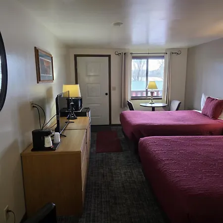 Lakeshore Motel Ice Lake-2