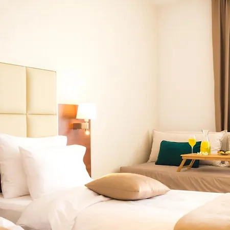 Hotel Kadmo By Aycon-3