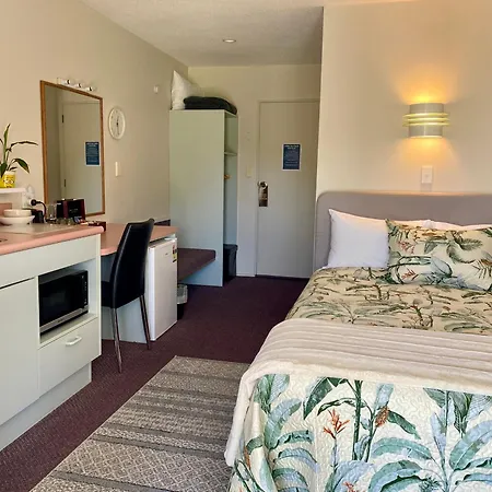 Heritage Park Lodge-2