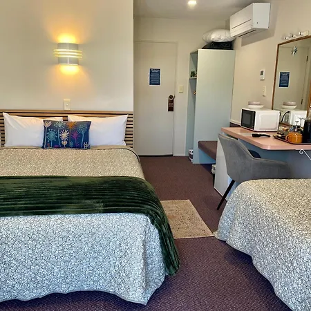 Heritage Park Lodge-3