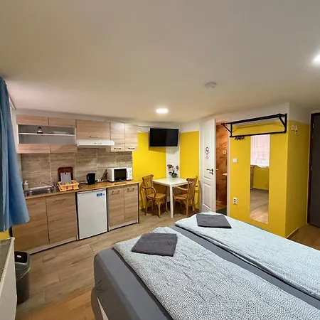 Deniz Guesthouse-3