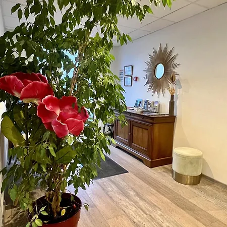 Contact Hotel Marseille Aubagne-3