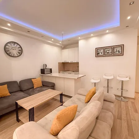 Super Luxury Apartments-3