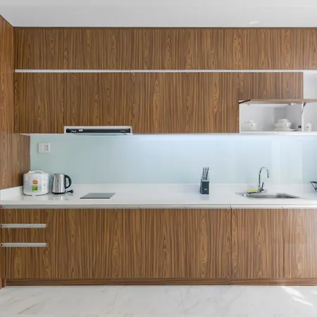 Aurora Serviced Apartments (Adults Only)-3