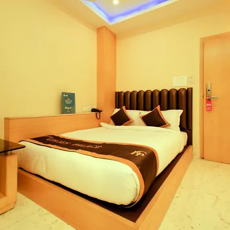 Hotel Golden Palace-3