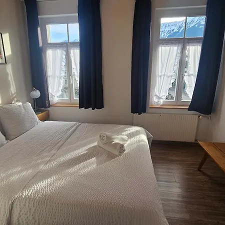 The Aarburg Hotel & Cafe-2