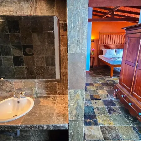 Villa Kusum Hikkaduwa-2