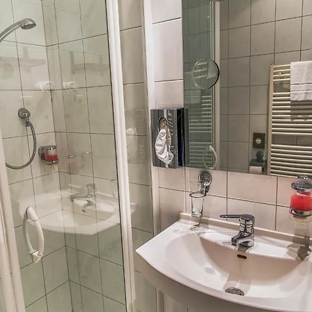 Seepark Hotel am Wandlitzsee-2
